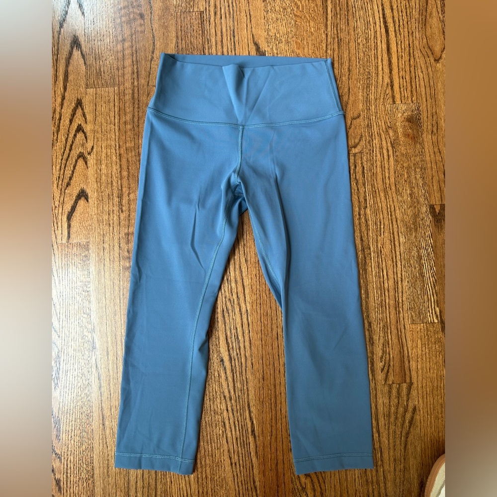 Women’s Lululemon Capri Leggings